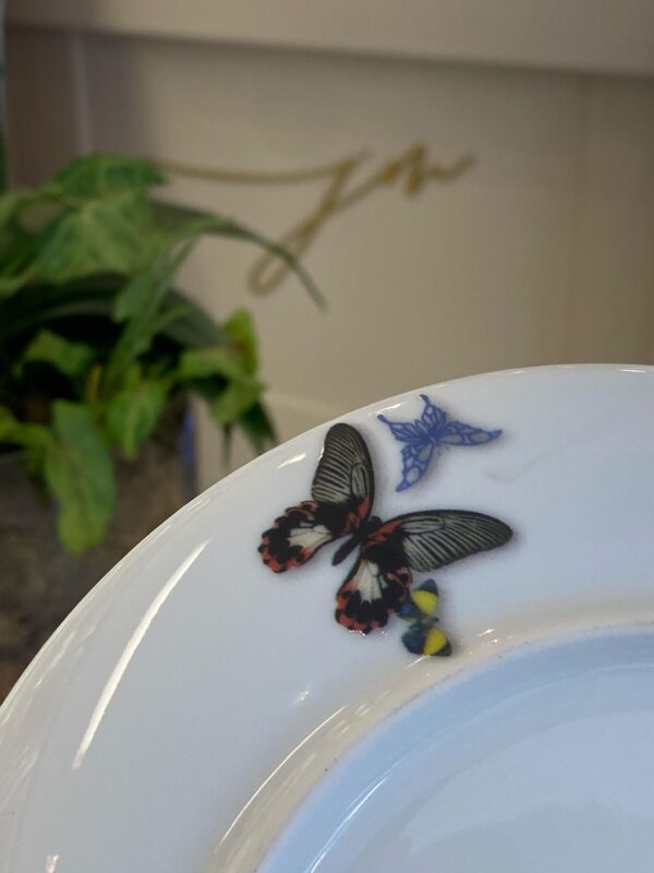 02 Prato Sobremesa Porcelana Butterfly Parade Vista Alegre - Image 4
